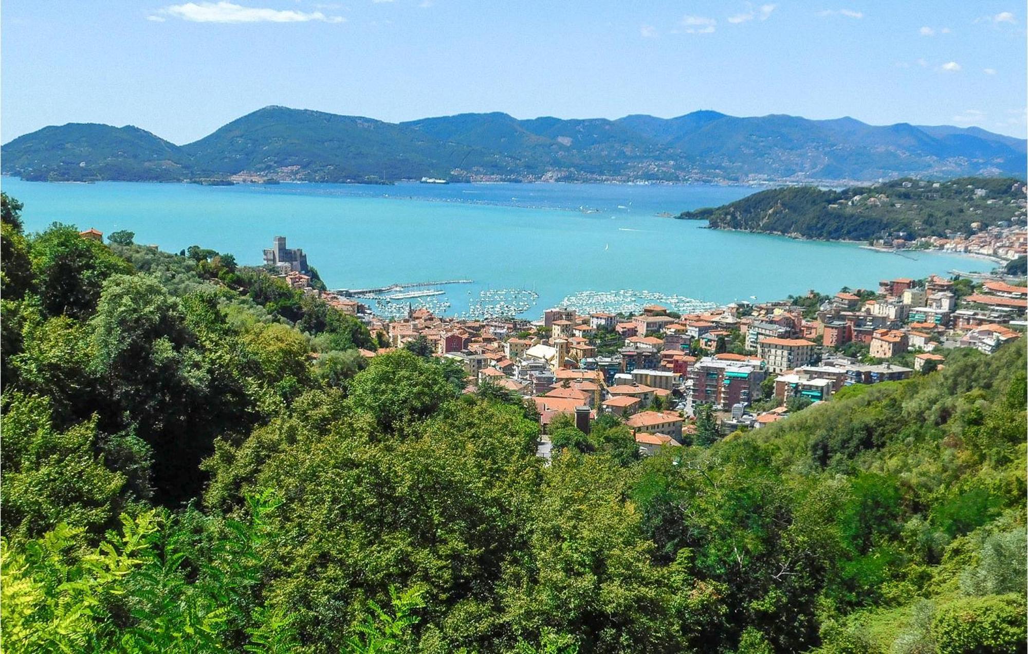 Cozy Apartment In La Spezia With Wifi Exteriér fotografie