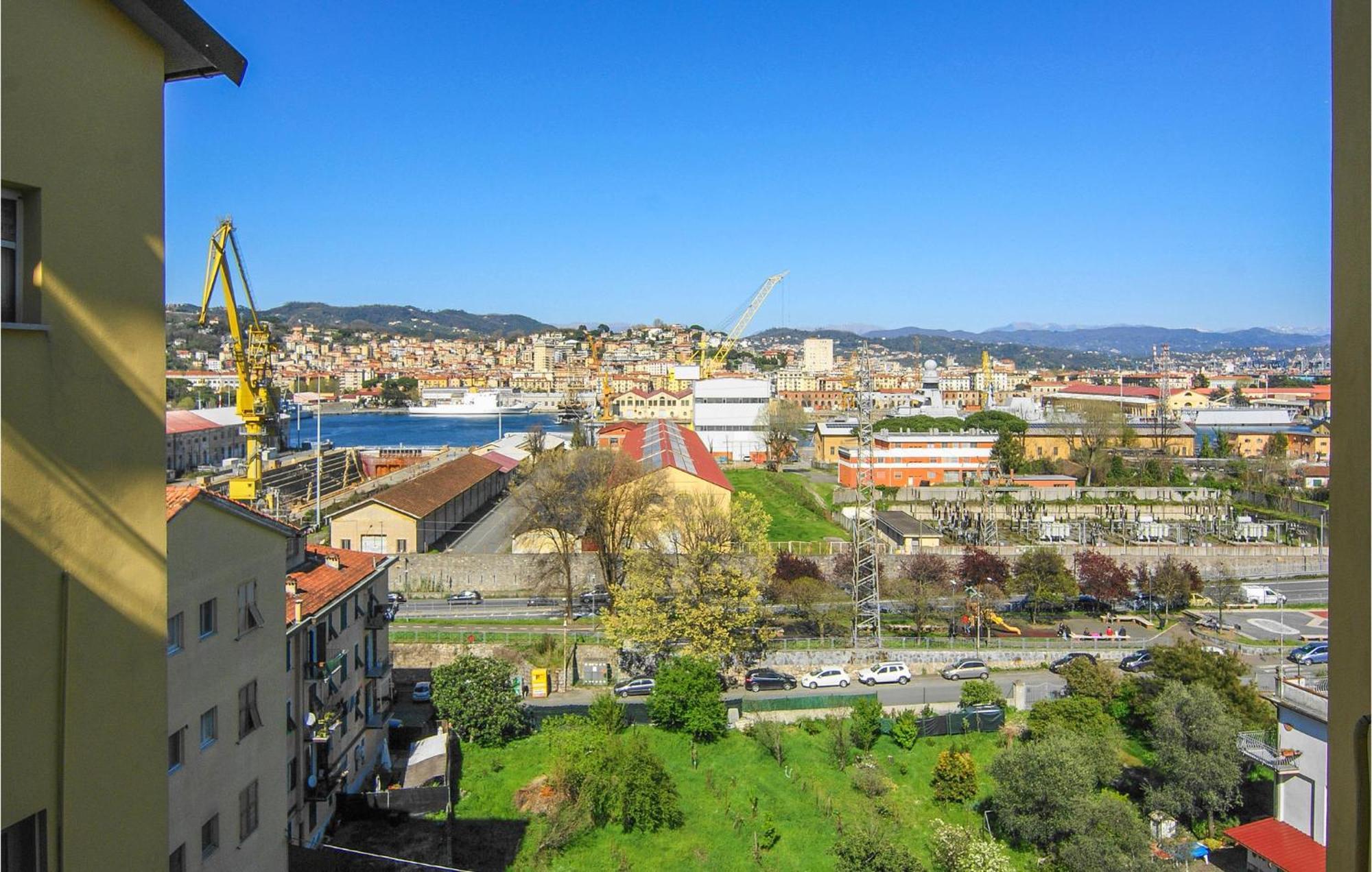Cozy Apartment In La Spezia With Wifi Exteriér fotografie